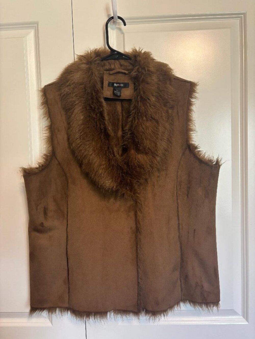 Women's Faux Fur Vest